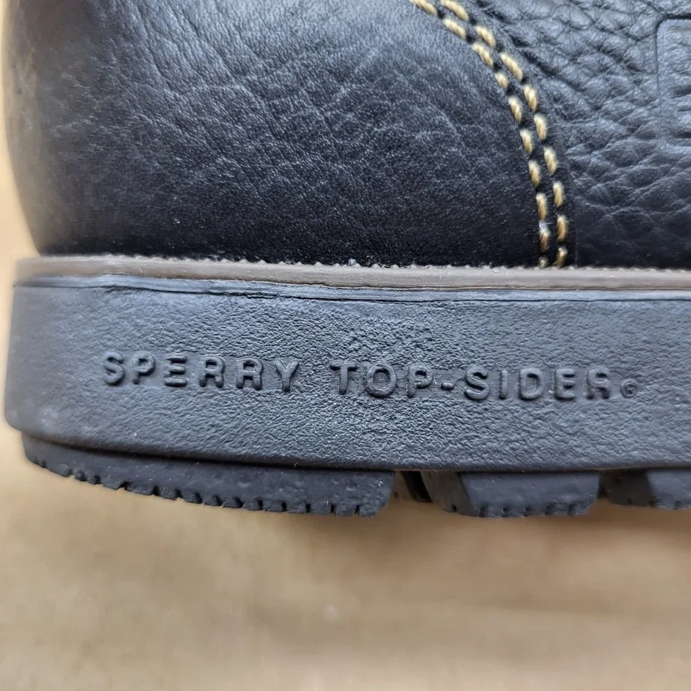 Sperry men size